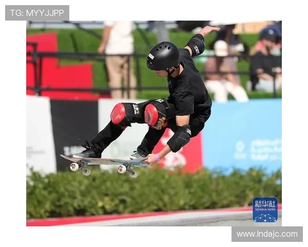 南京滑板队与广州滑板队赛后复盘分析团队配合与战术执行的关键因素 南京滑板队与广州滑板队赛后复盘分析团队配合与战术执行的关键因素