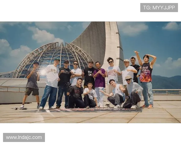 南京街舞队的速度与技巧探讨:街舞文化的魅力与发展之路 南京街舞队的速度与技巧探讨:街舞文化的魅力与发展之路