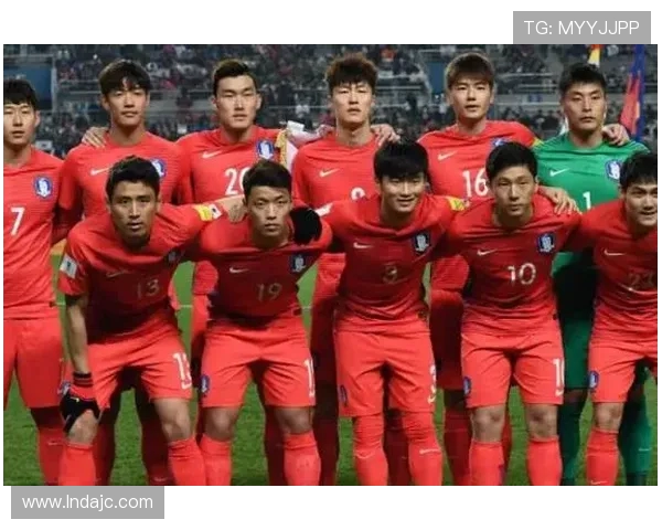 成都足球队在联合会杯积分榜中以93分稳居第一名展现强劲实力