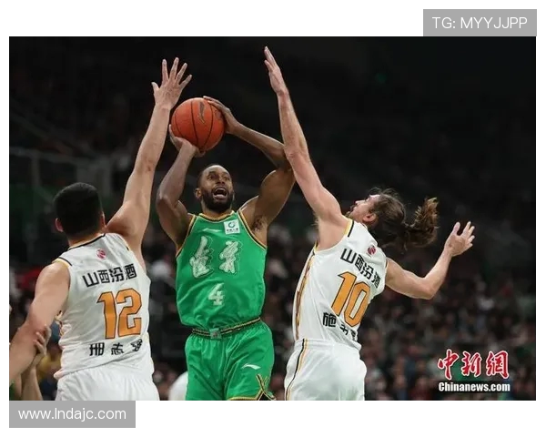 CBA辽宁对阵山西精彩直播回顾与赛后分析全景呈现