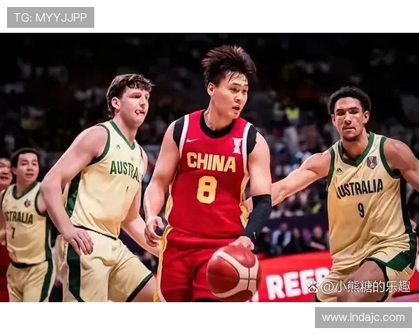 伊朗男篮与澳大利亚男篮激战正酣谁能在这场较量中胜出 伊朗男篮与澳大利亚男篮激战正酣谁能在这场较量中胜出