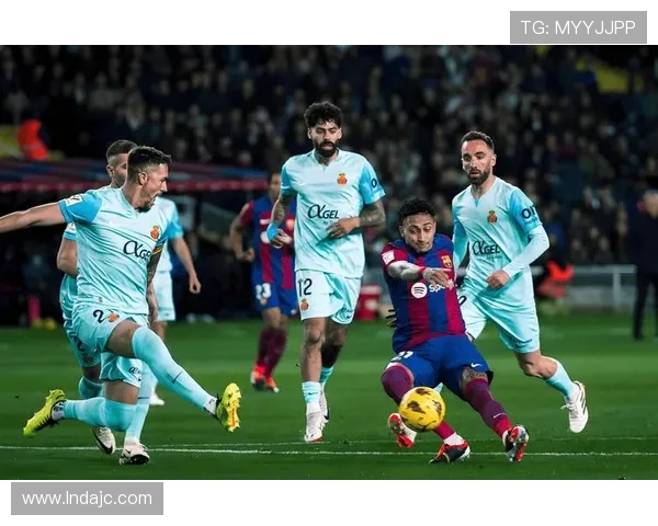 巴塞罗那与赫罗纳精彩对决视频回顾及赛后分析