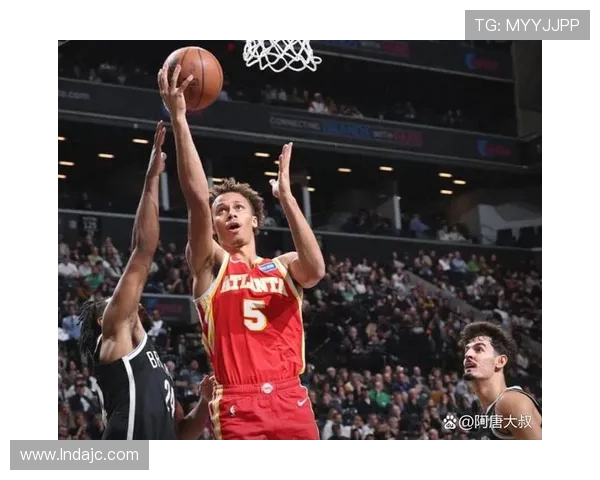 湖人队与亚特兰大老鹰的精彩对决回顾与赛季展望