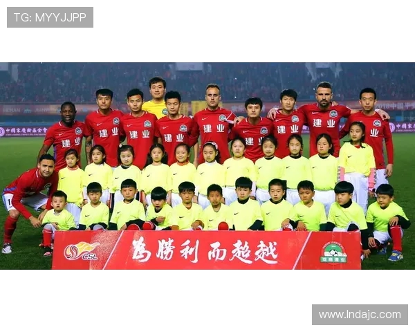 北京排球队的反击革新之路:重塑战术与团队精神的全新探索 北京排球队的反击革新之路:重塑战术与团队精神的全新探索