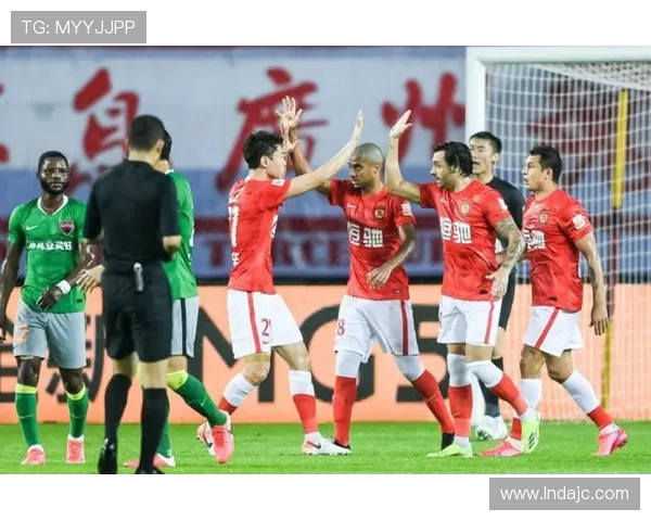 广州足球队如何在新时期实现战术创新与节奏变革的深度探讨