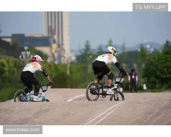 成都极限运动队在世界杯中的精彩表现与状态分析